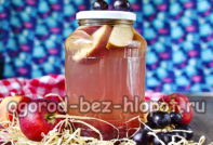 компот из винограда и яблок
