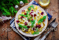 салат Деревенский с картошкой и соленым огурцом