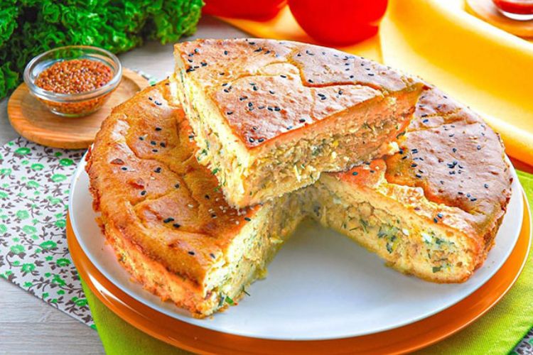 Быстрый заливной пирог в духовке с капустой